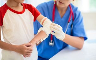 When to Visit Urgent Care vs. the E.R.