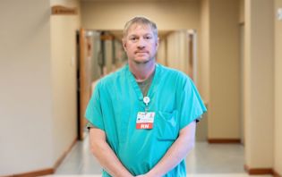 November WOW Award Winner - Eric M., RN
